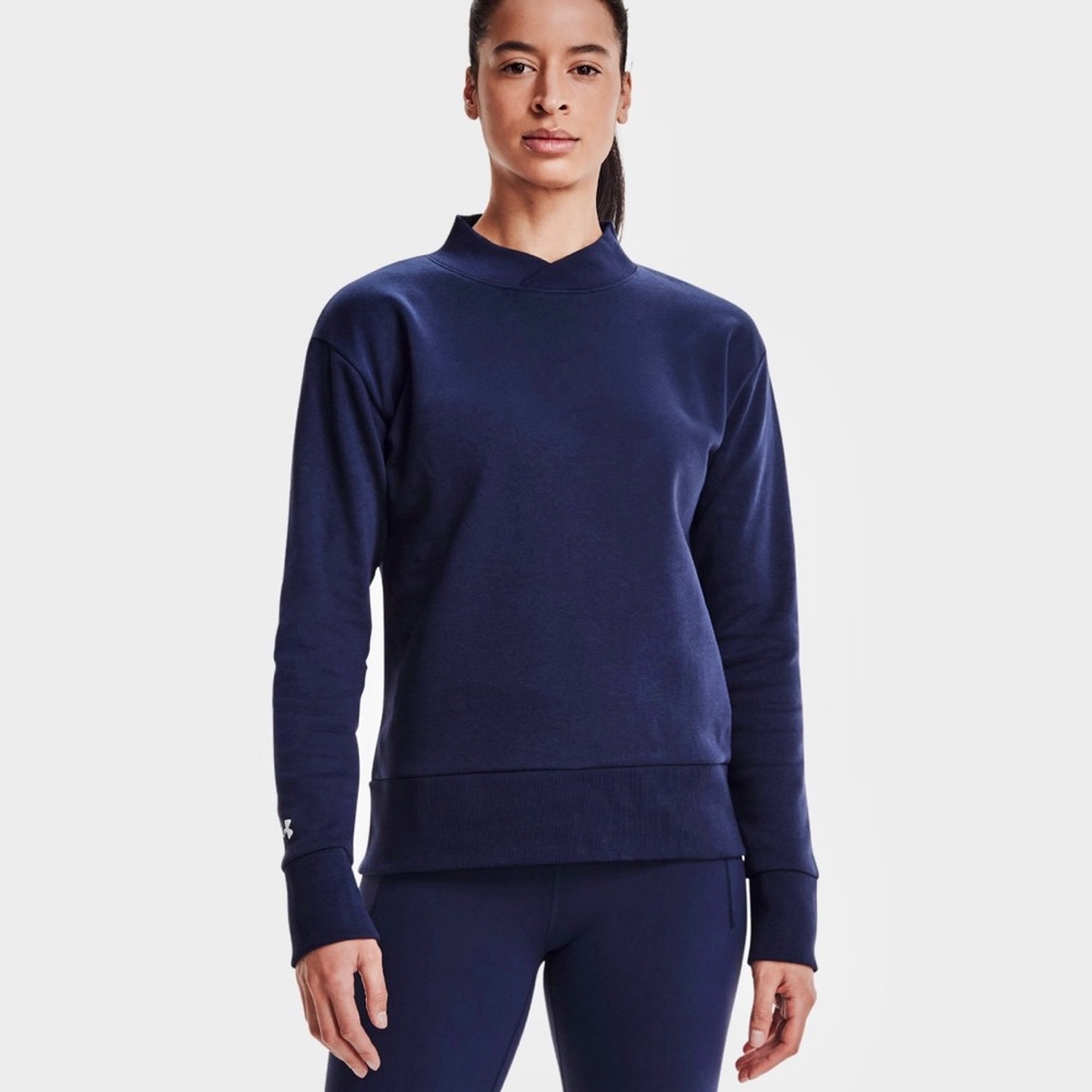 Under Armour AVY stadium crew in navy color. NWT